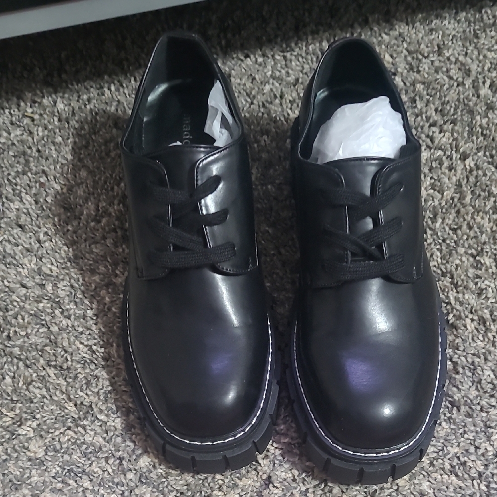 Madden Girl Black Oxford Shoes